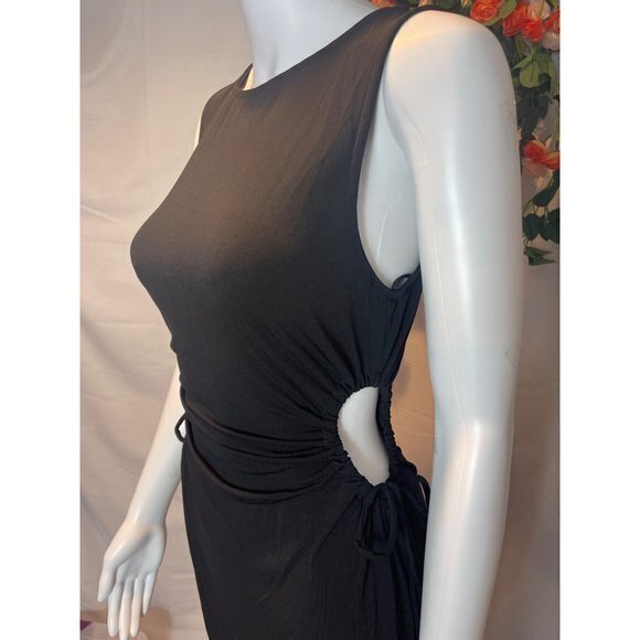 Kora Keyhole Midi Dress - Black Size Large RefFNB3 - Picture 7 of 9